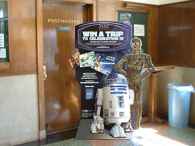 "Star Wars" C-3P0 and R2-D2 in Sauk Centre